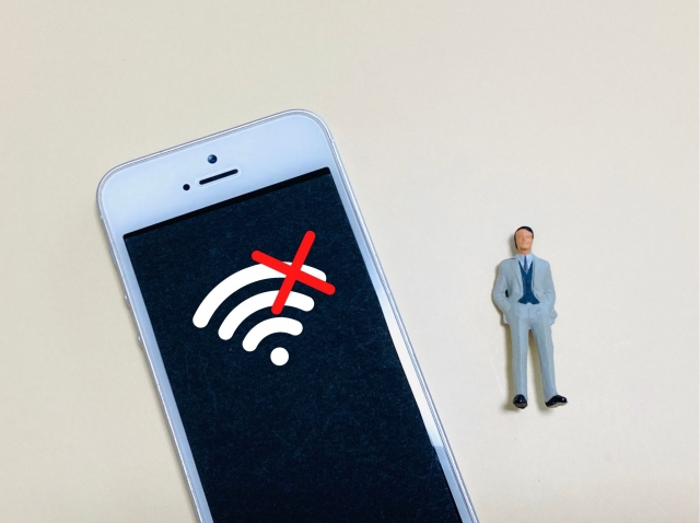 iPhoneが圏外になる原因と対処法を分かりやすく解説